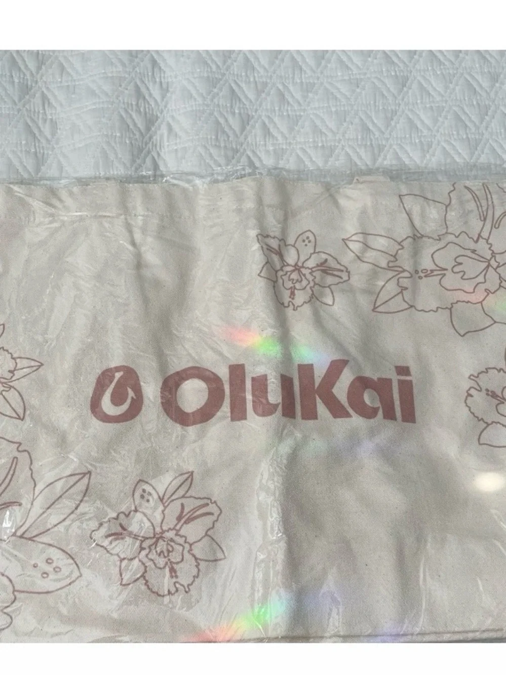 Olukai  NWT Large Tote Bag